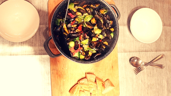 French provincial vegetables and mussels recipe - a cheap and delicious way to enjoy market fresh food. And a great way to spoil all of your travel bodies while sticking to the budget!